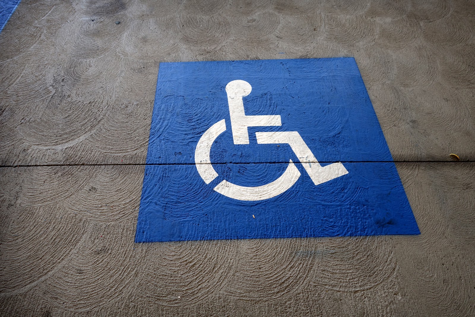 Cracking the Code: Top 5 US Parking Space Dimension Rules - Regulations for Compact Car Spaces